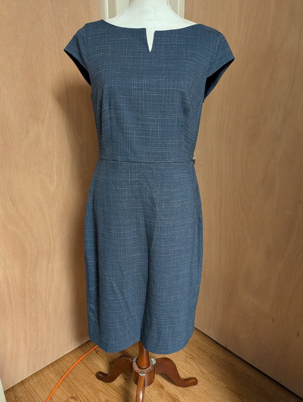 NWT Ann Taylor Navy Blue Textured Plaid Fit & Flare Dress Sz 8